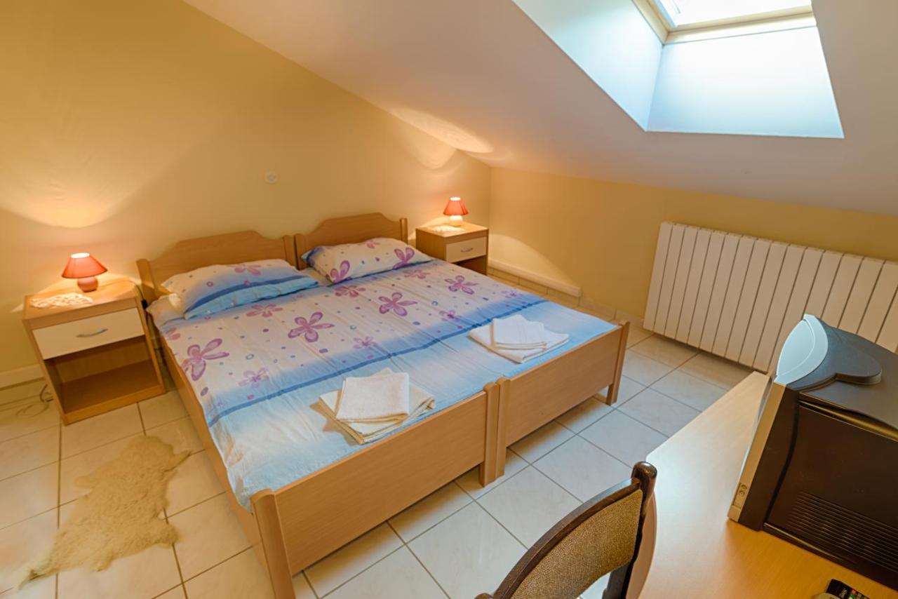 Arka Apartament Stara Novalja Zewnętrze zdjęcie